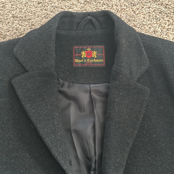 Brogue Italian Cashmere Trench coat - Picture 4 of 7